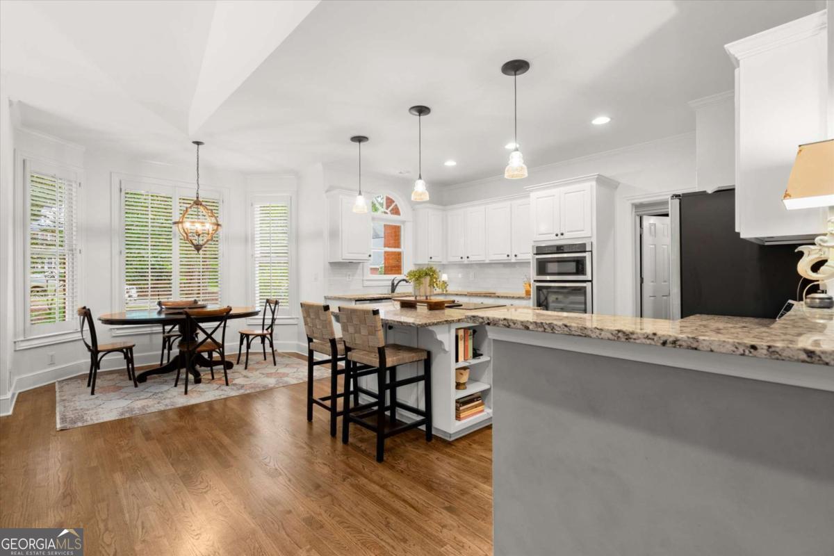 201 Devonshire Court