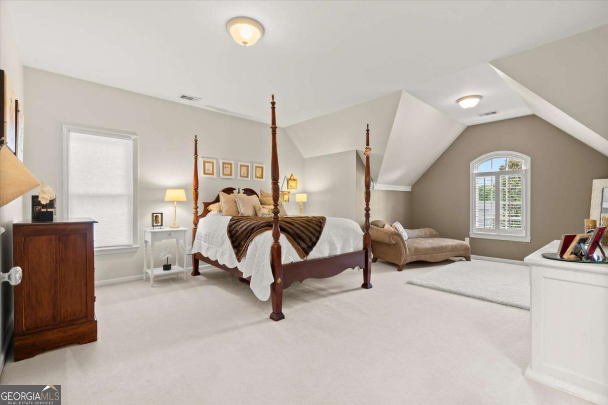 201 Devonshire Court