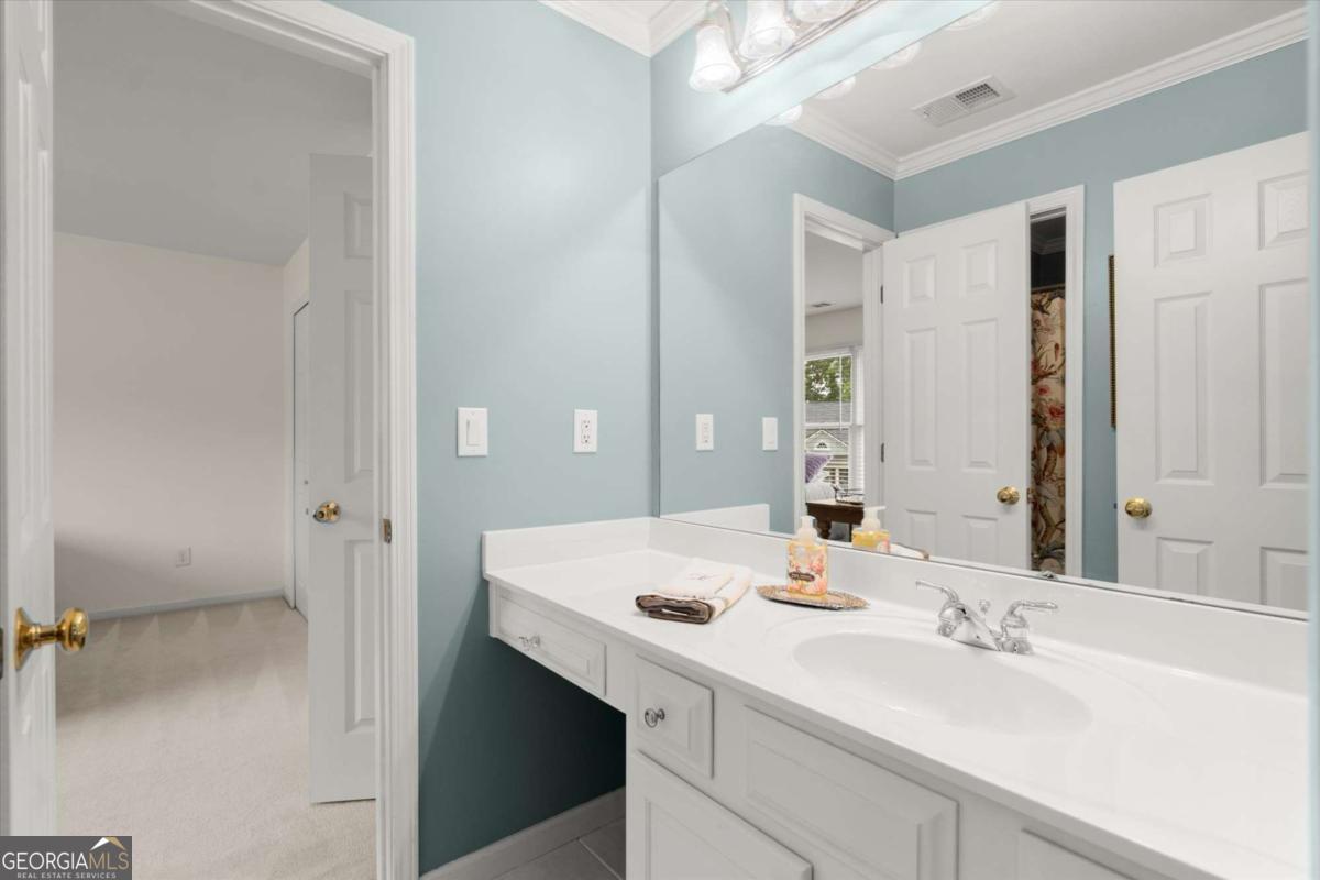 201 Devonshire Court