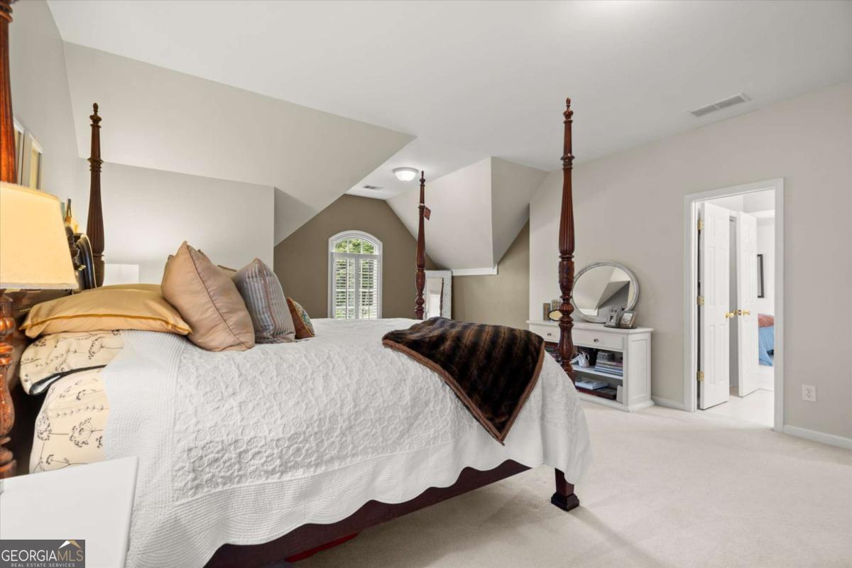 201 Devonshire Court