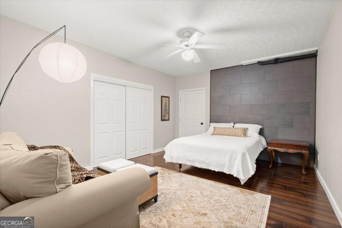 201 Devonshire Court