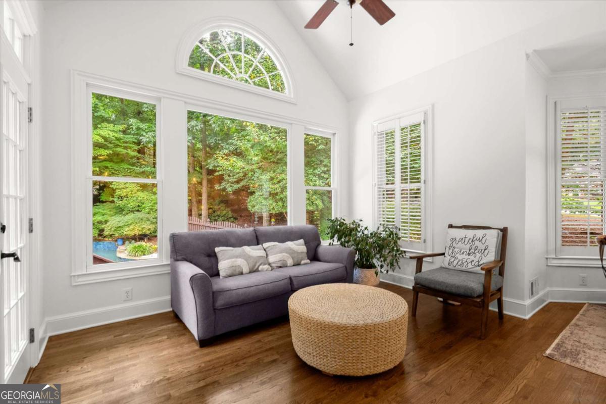 201 Devonshire Court