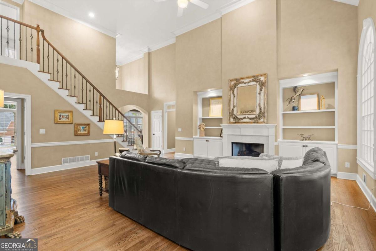 201 Devonshire Court