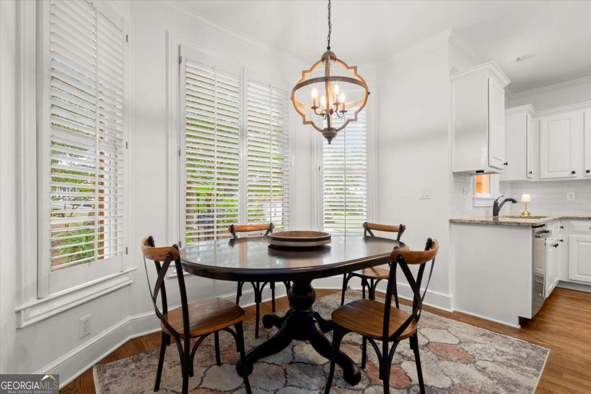 201 Devonshire Court