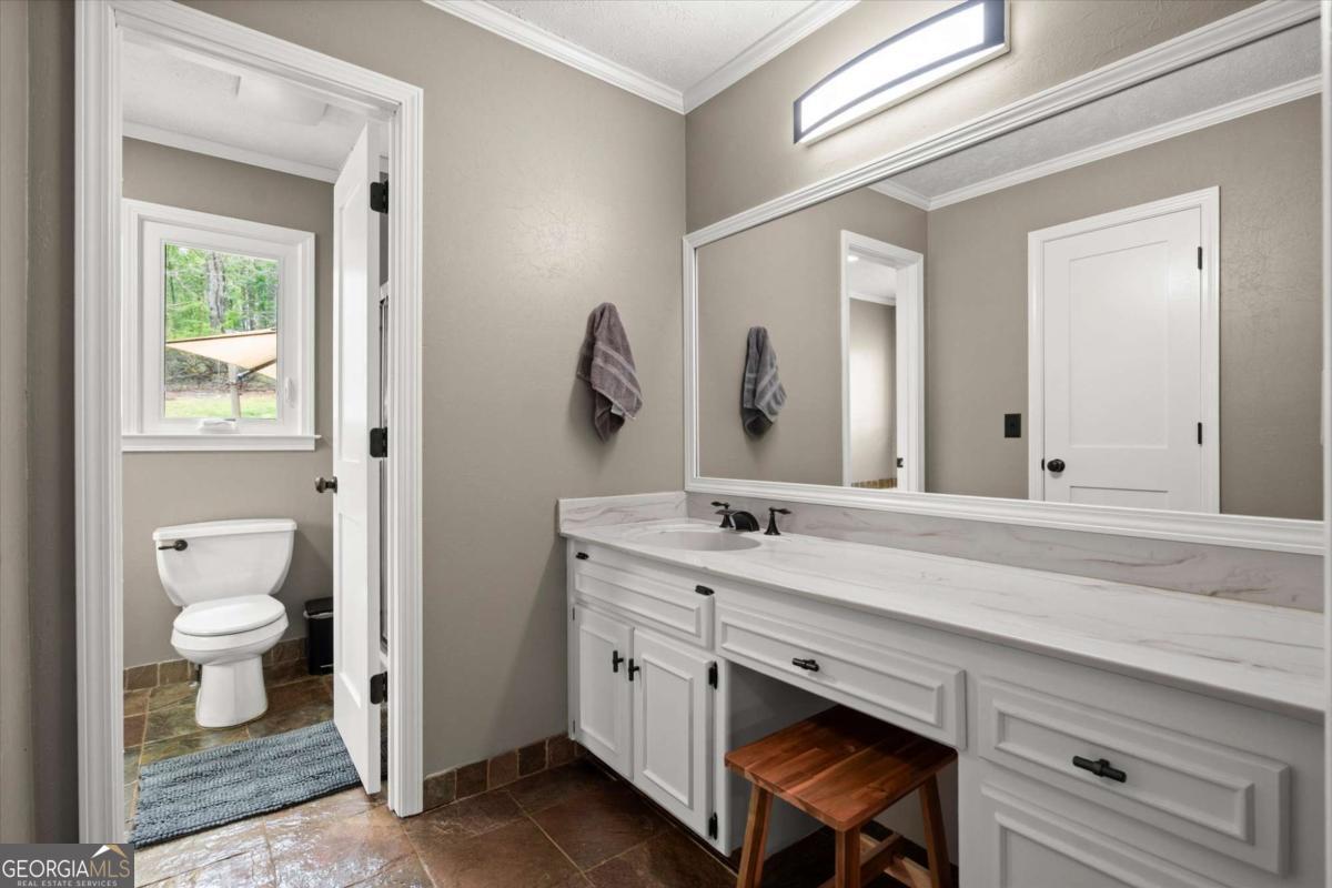 1003 Knotts Pointe Drive