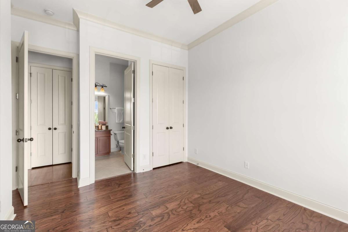 360 Chambers Street # 305