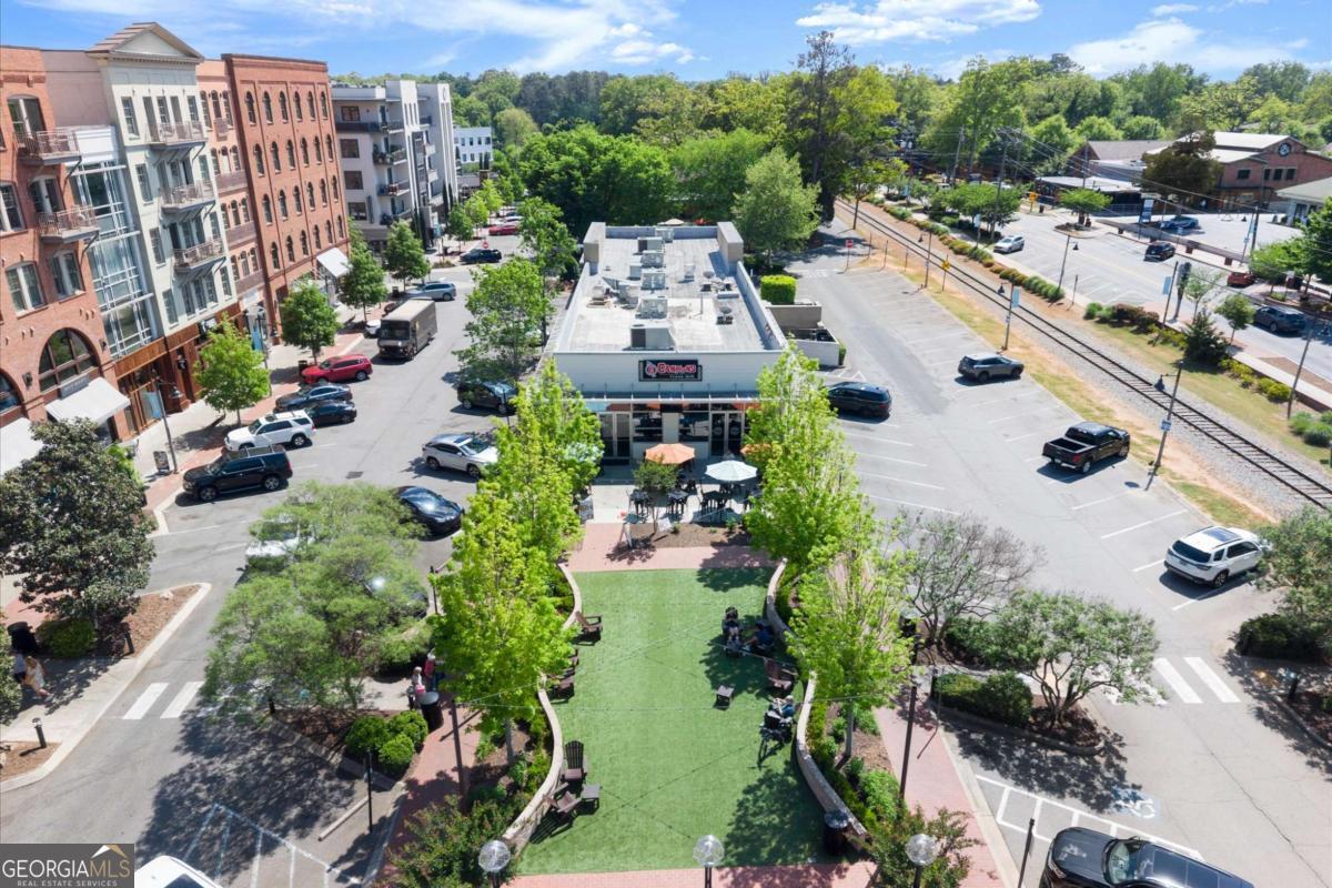 360 Chambers Street # 305