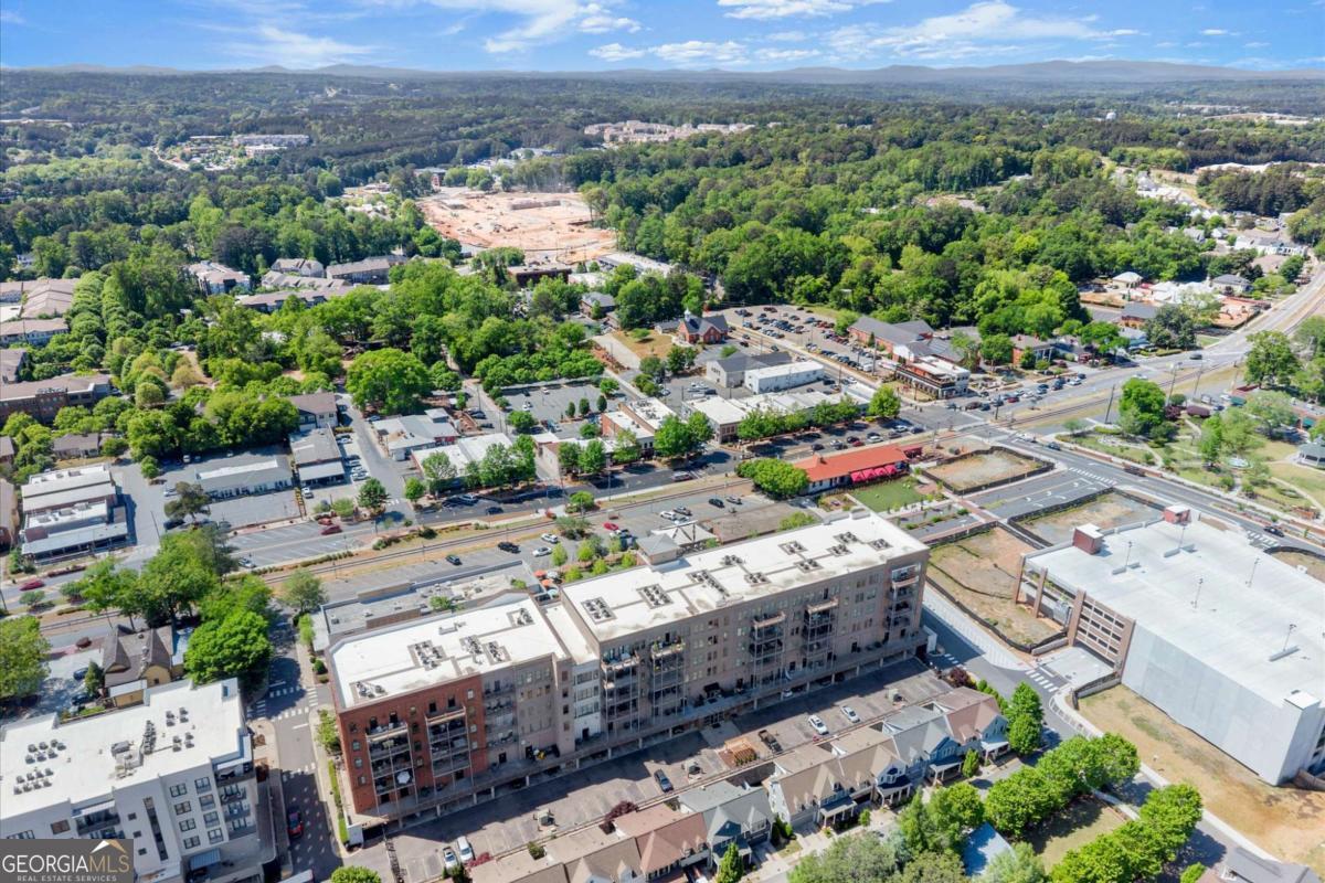 360 Chambers Street # 305