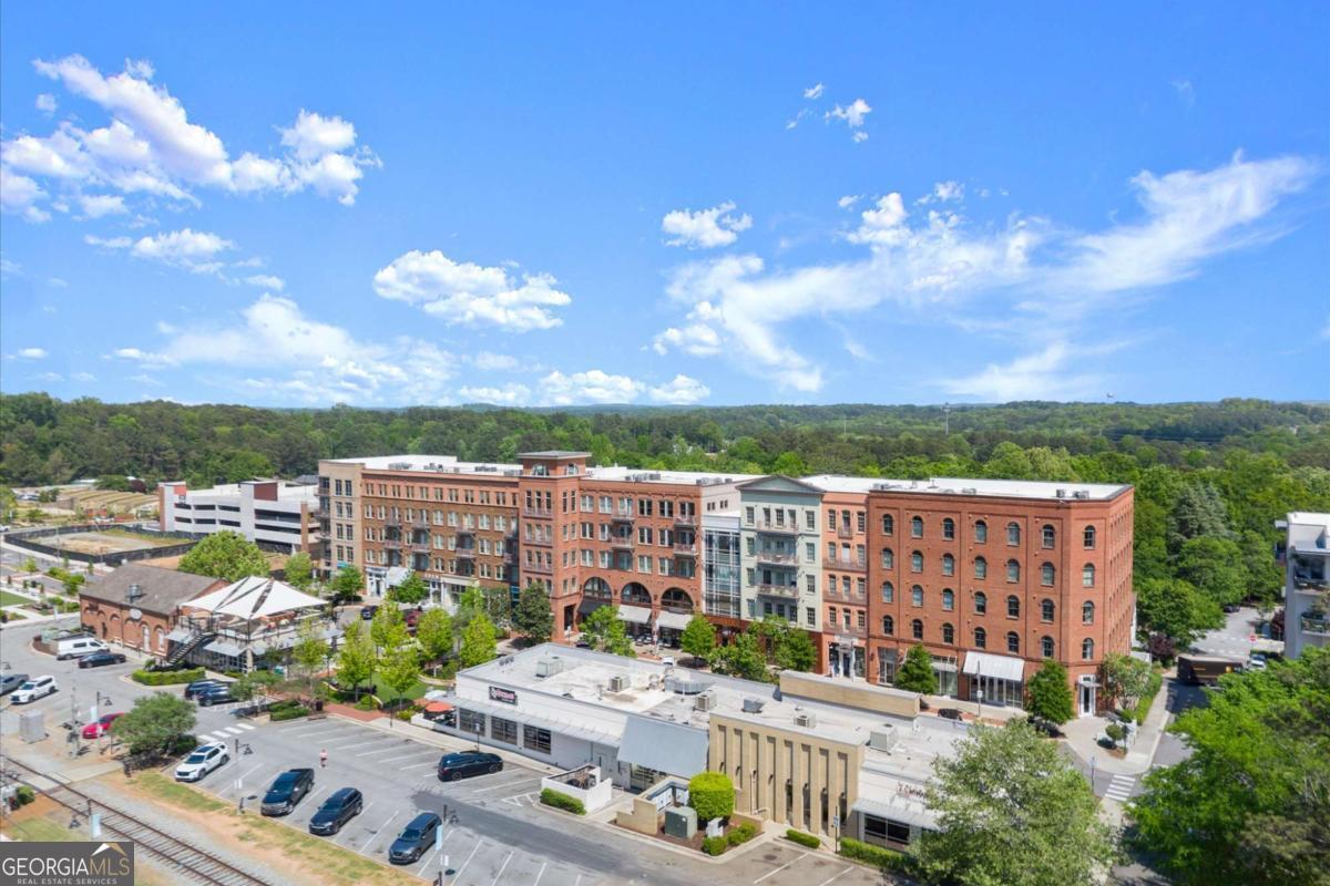 360 Chambers Street # 305