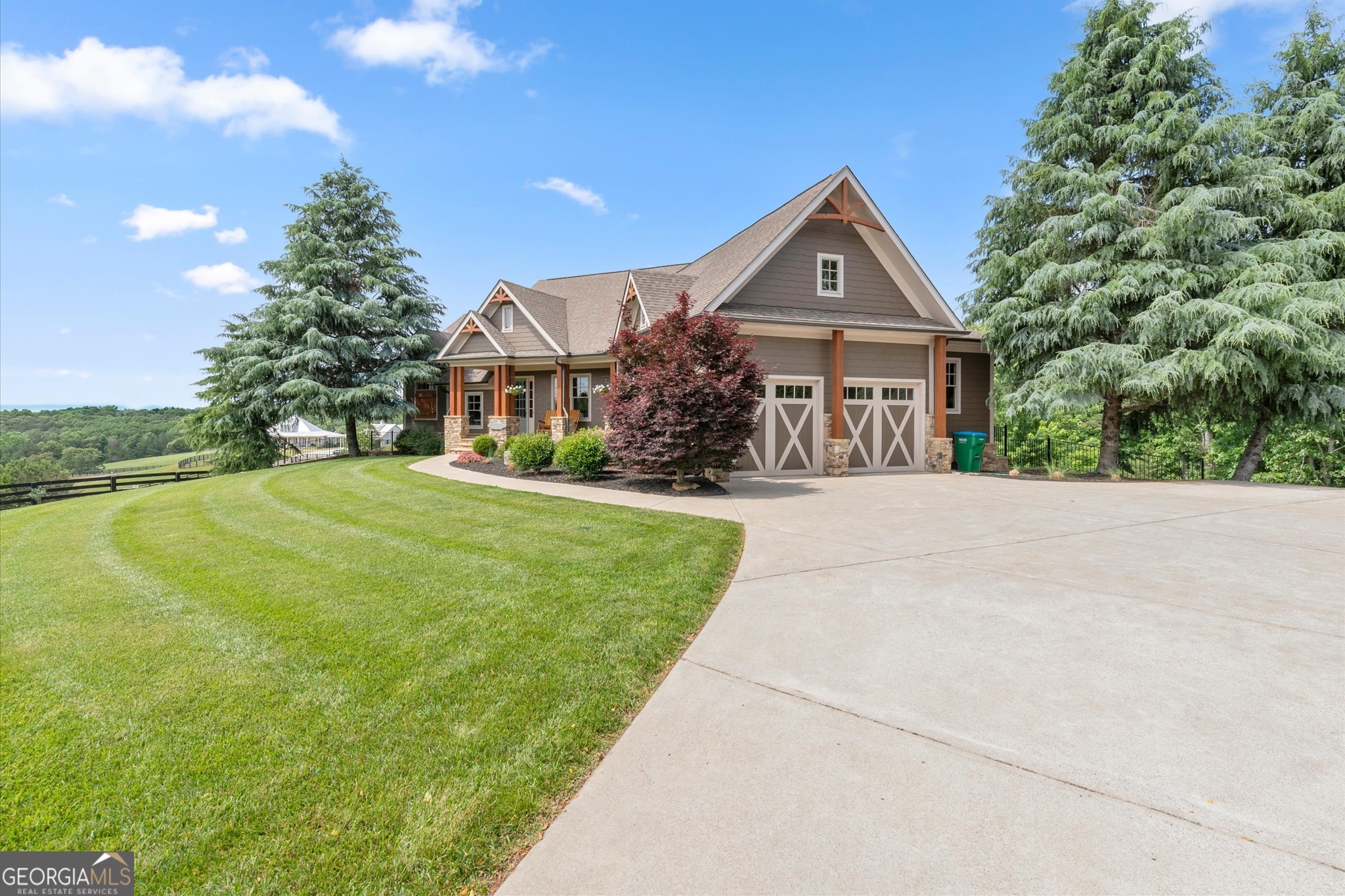 120 Grandview Drive