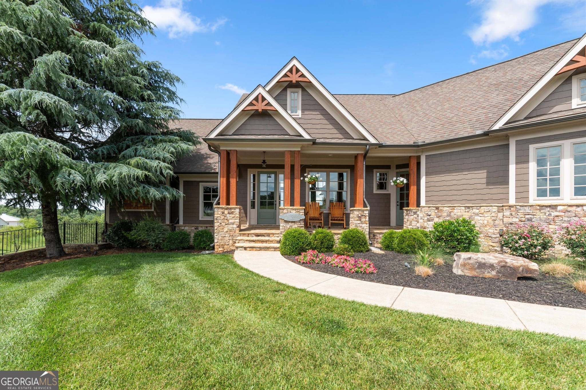 120 Grandview Drive