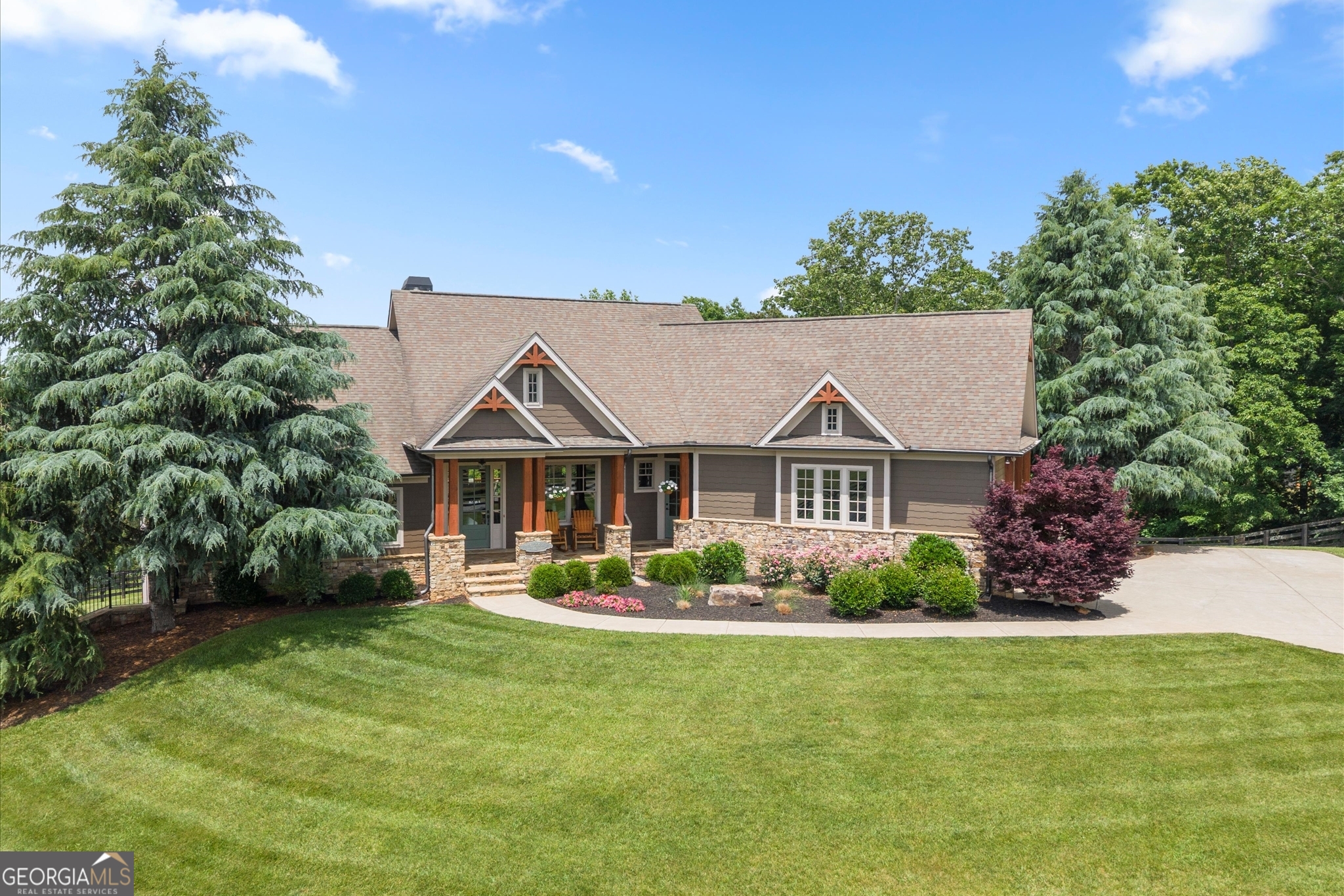 120 Grandview Drive