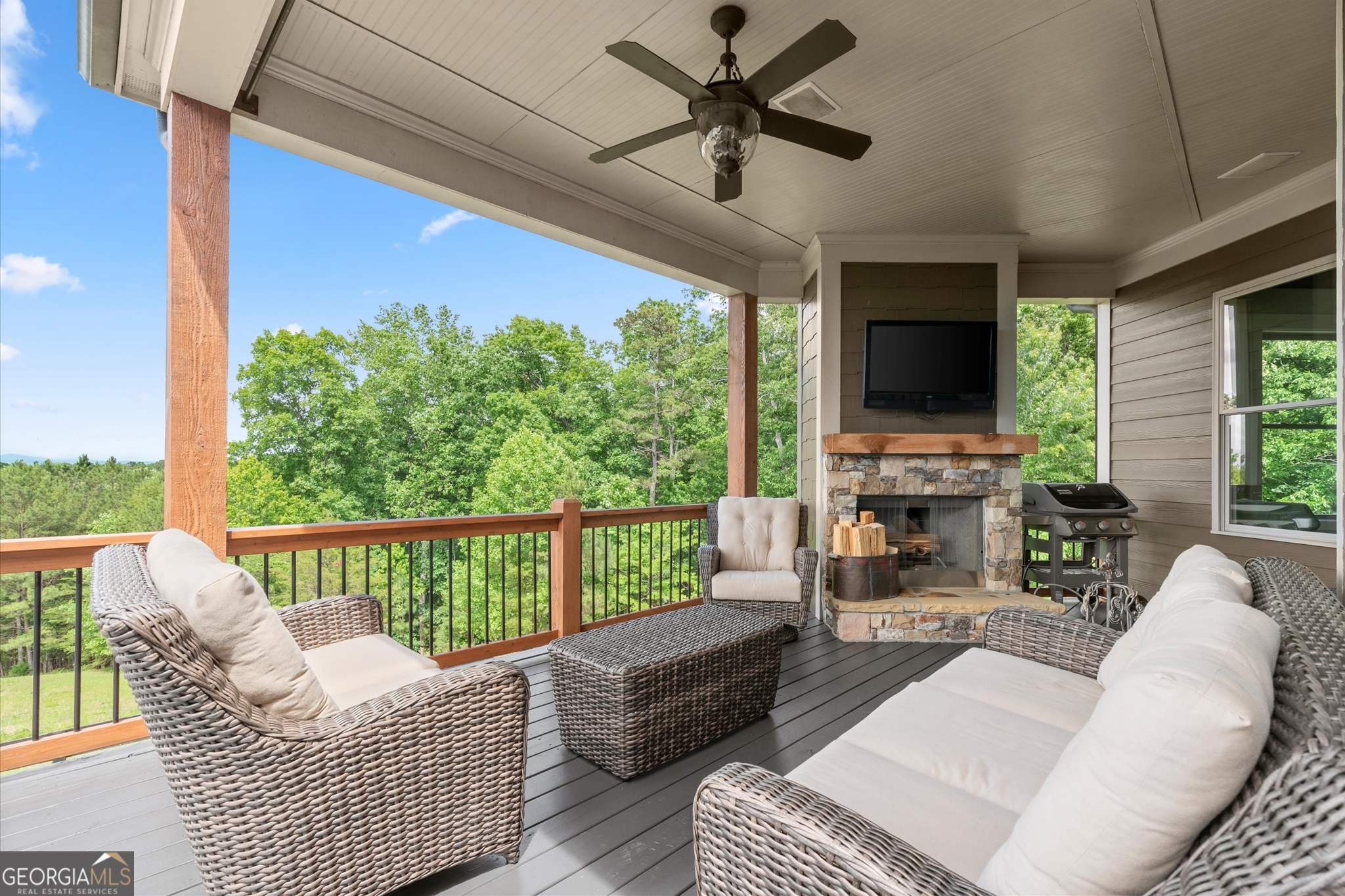 120 Grandview Drive