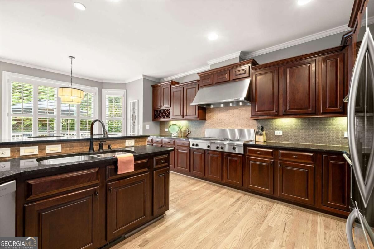 246 Cedarhurst Drive