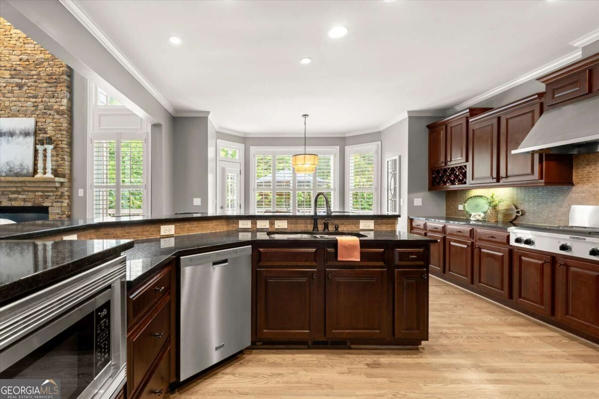 246 Cedarhurst Drive