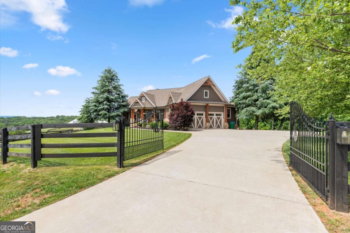 120 Grandview Drive