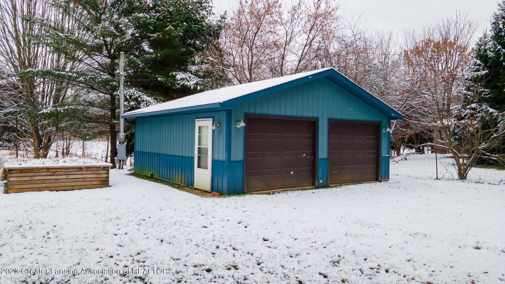 9585 N Parma Road