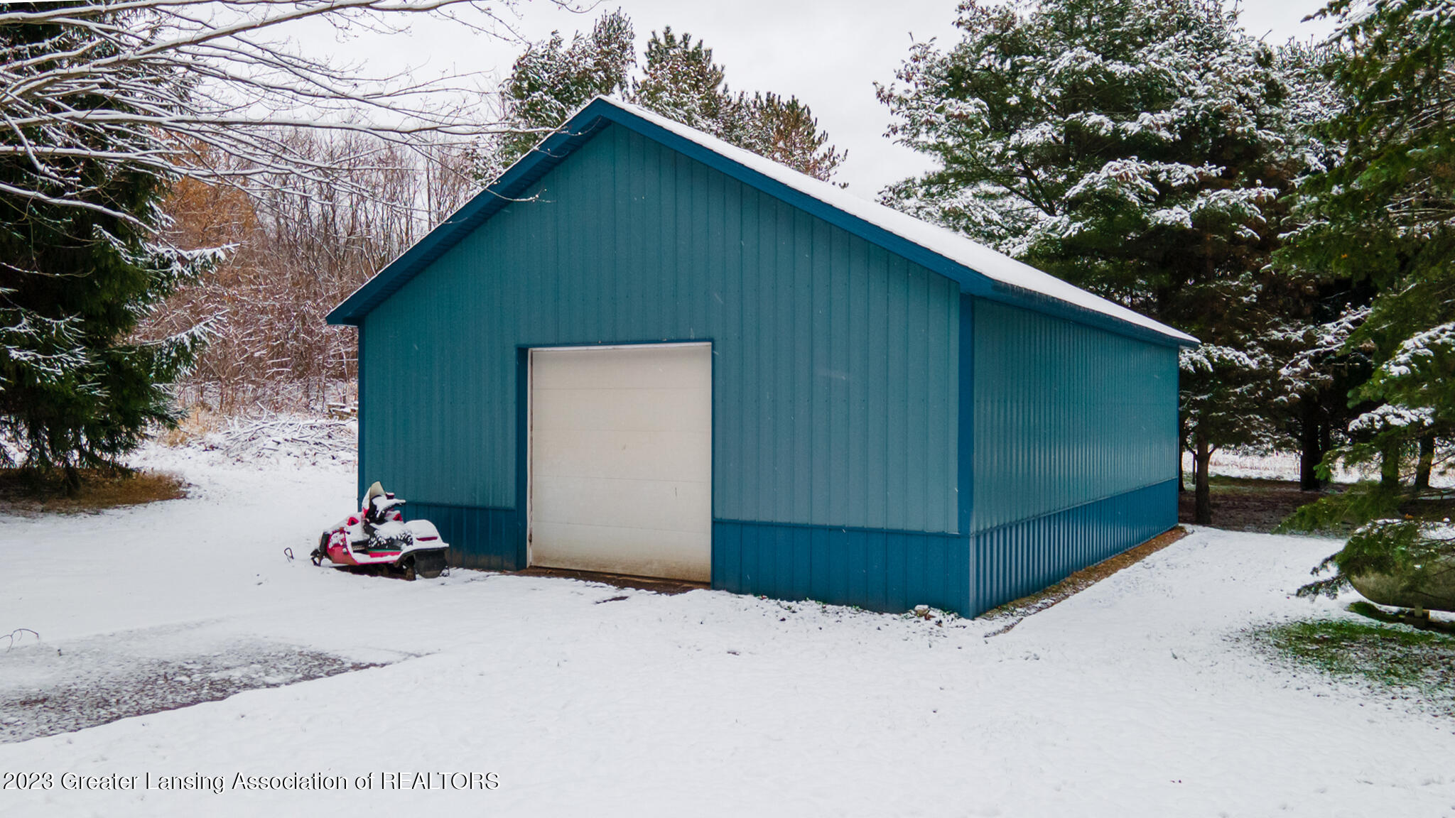 9585 N Parma Road