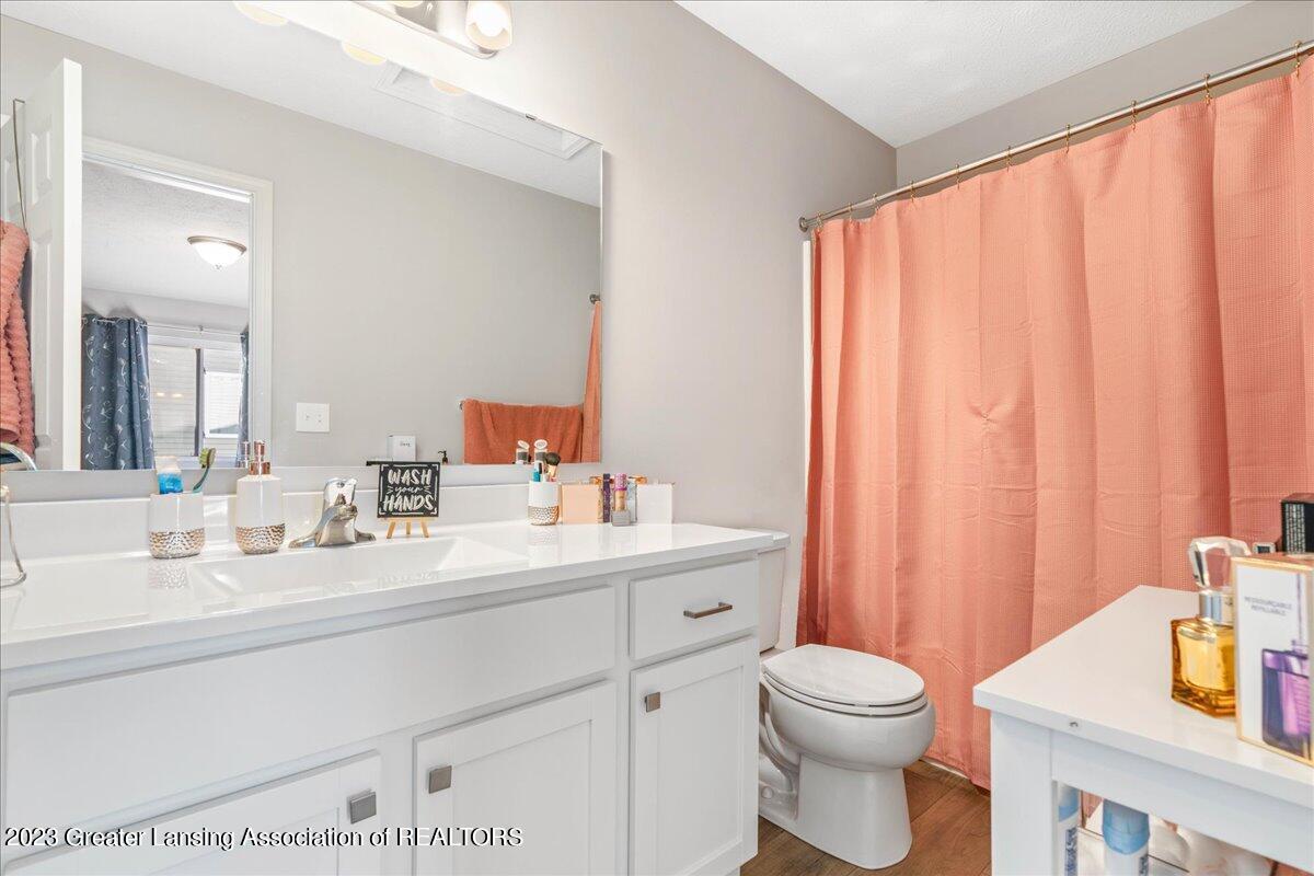 846 St Johns Chase