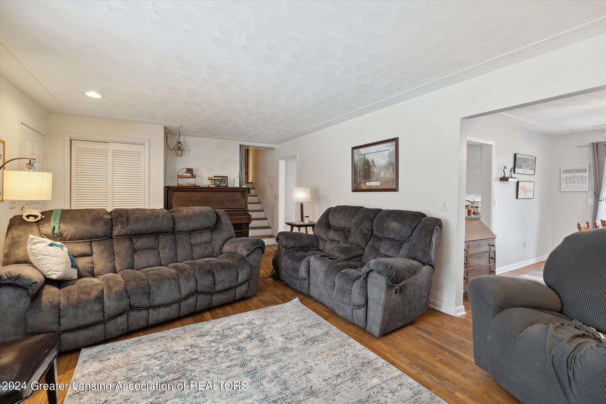 2400 Hampshire Road