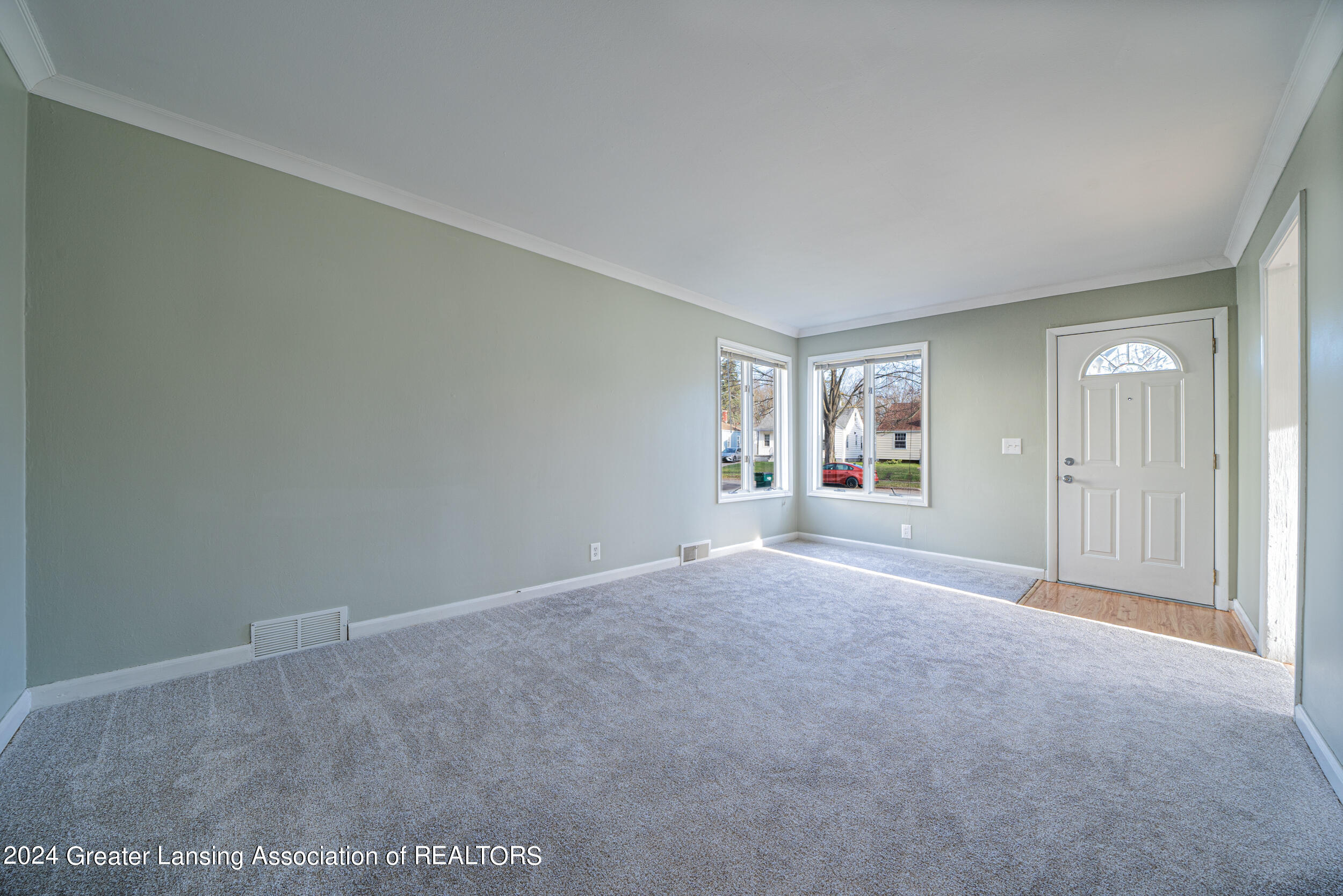 544 N Dexter Drive