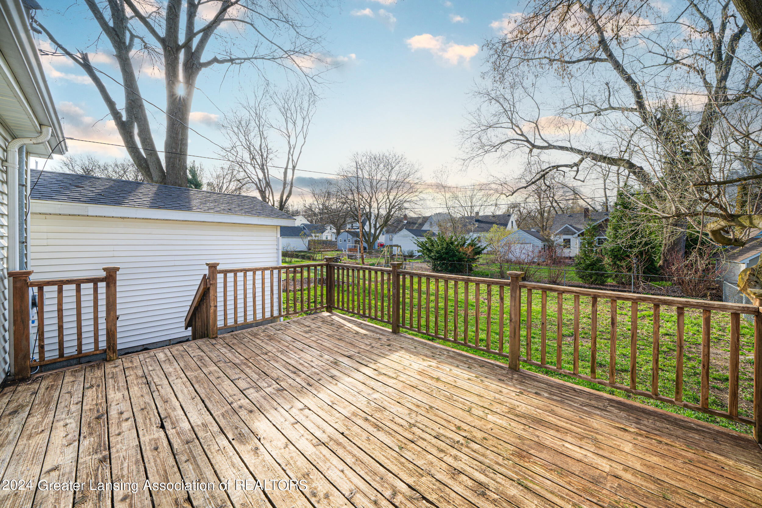 544 N Dexter Drive