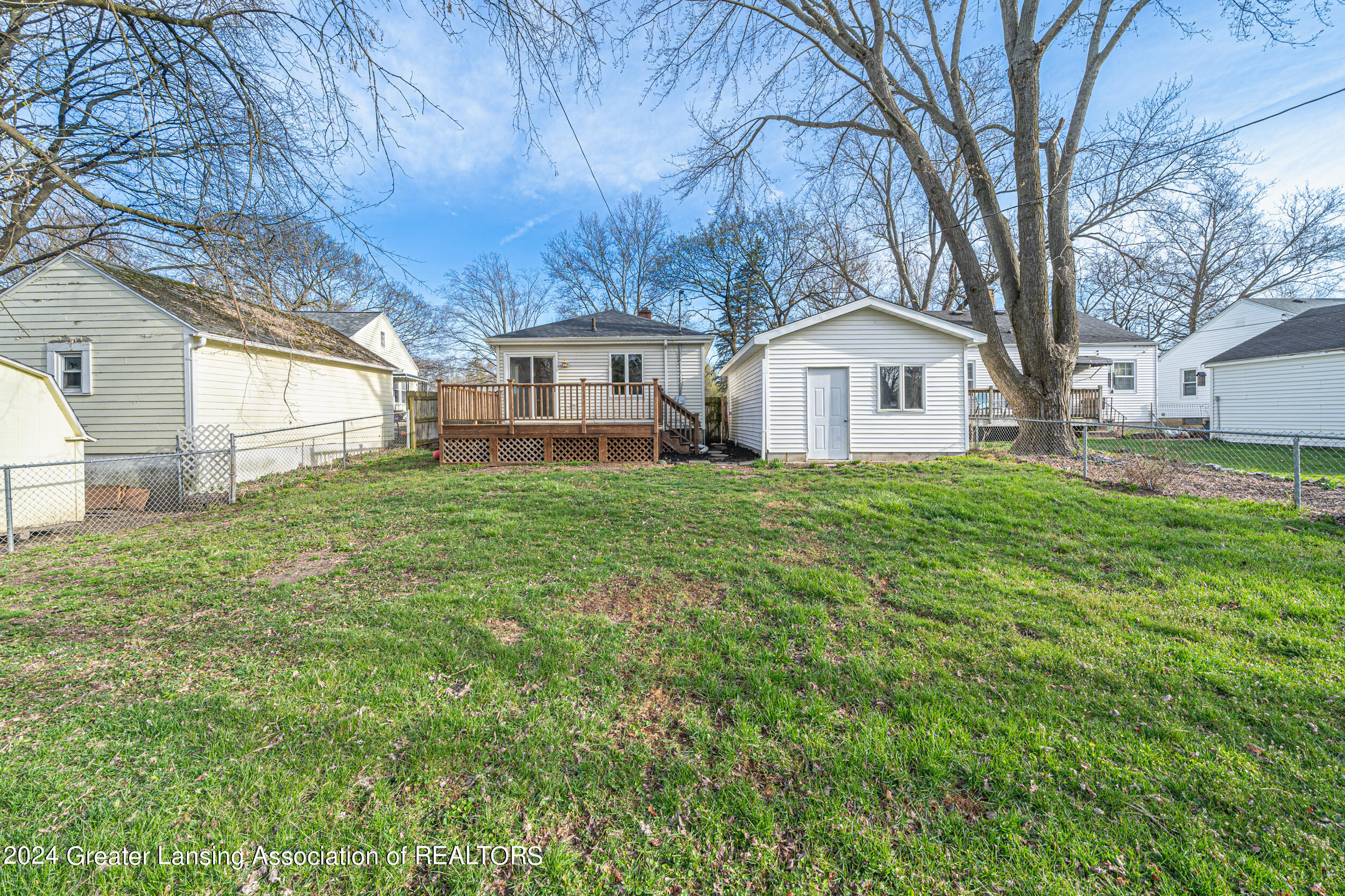 544 N Dexter Drive