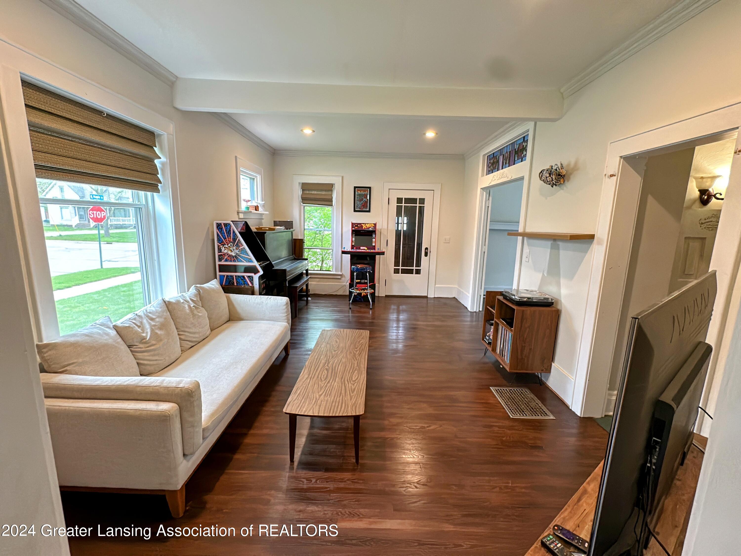 427 W Jefferson Street