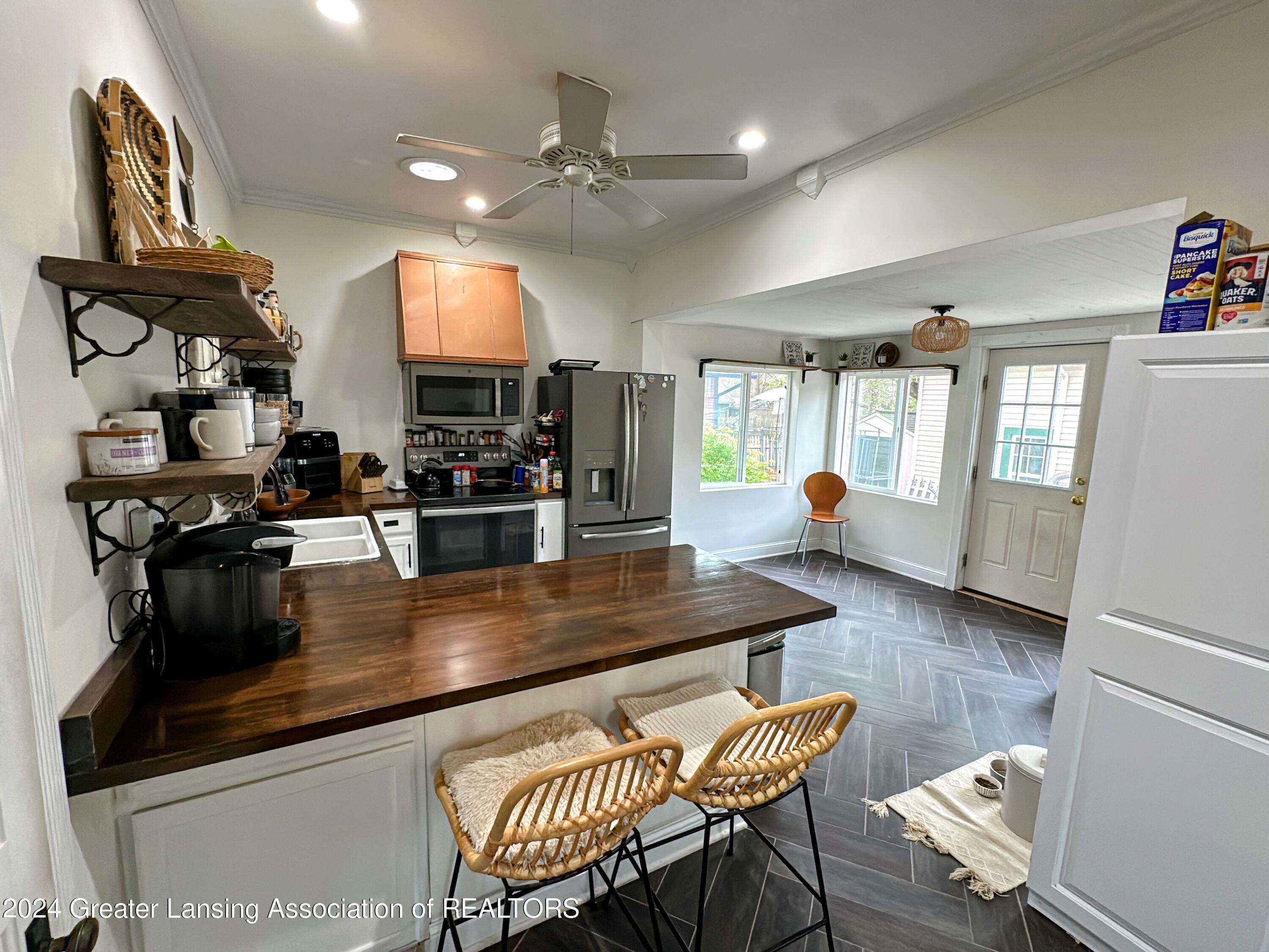427 W Jefferson Street