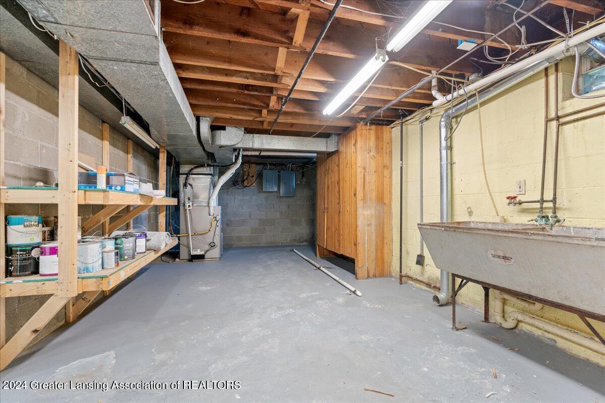 2328 E Libbie Drive