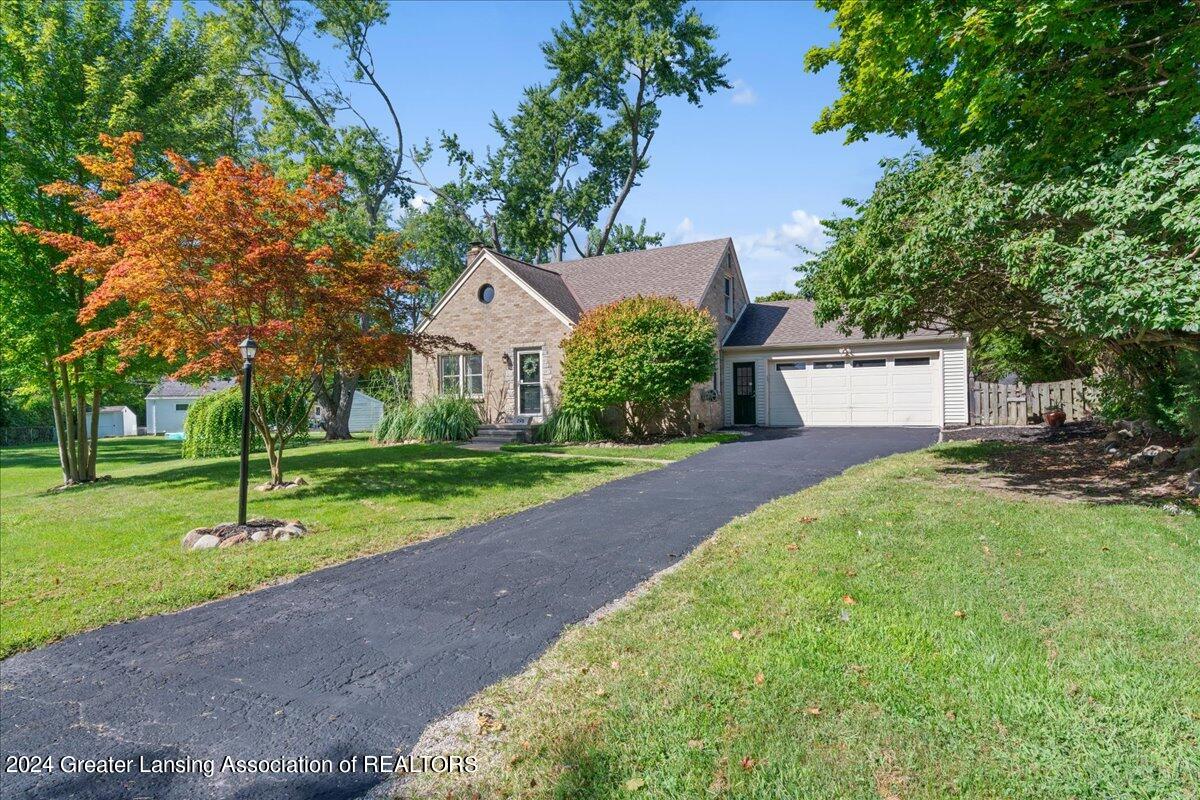 2328 E Libbie Drive