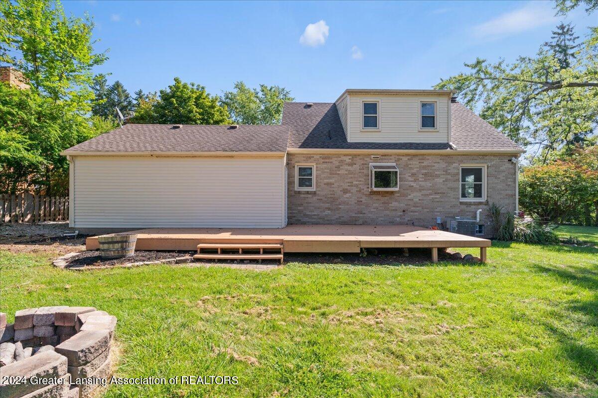 2328 E Libbie Drive