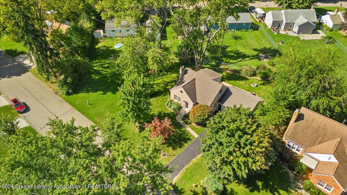 2328 E Libbie Drive