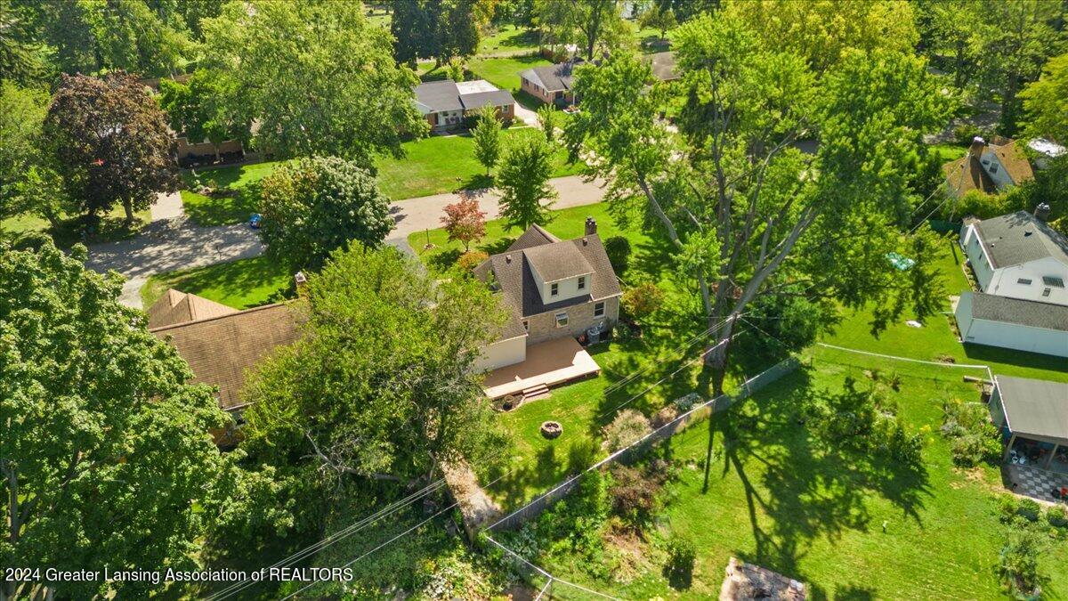 2328 E Libbie Drive