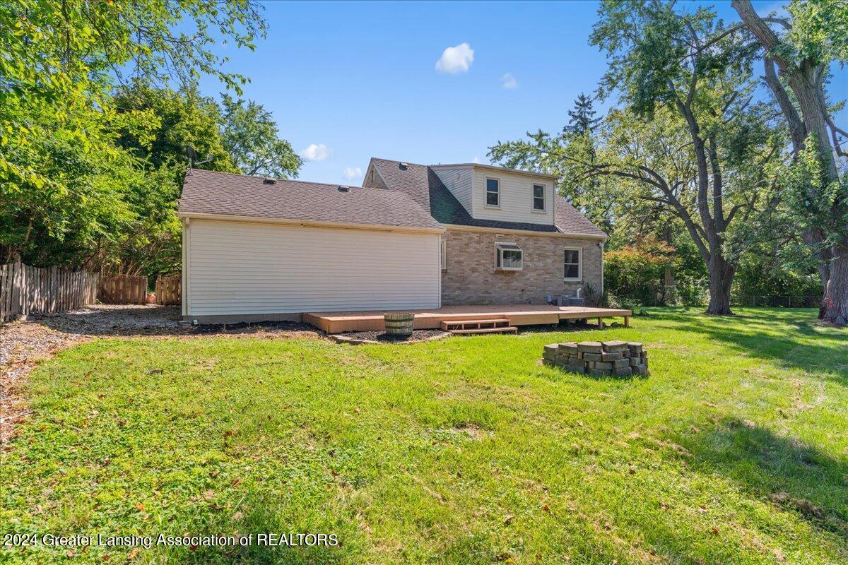 2328 E Libbie Drive