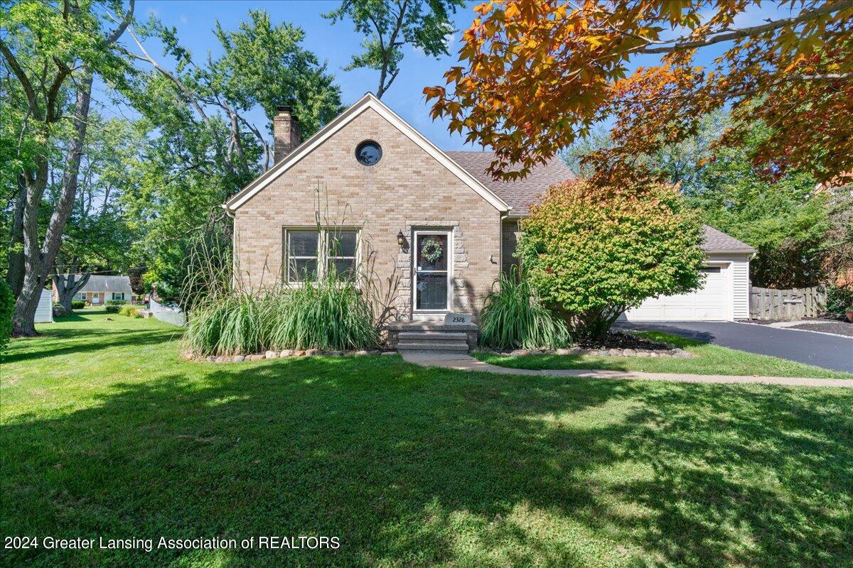 2328 E Libbie Drive