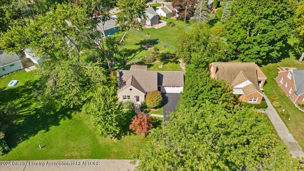 2328 E Libbie Drive