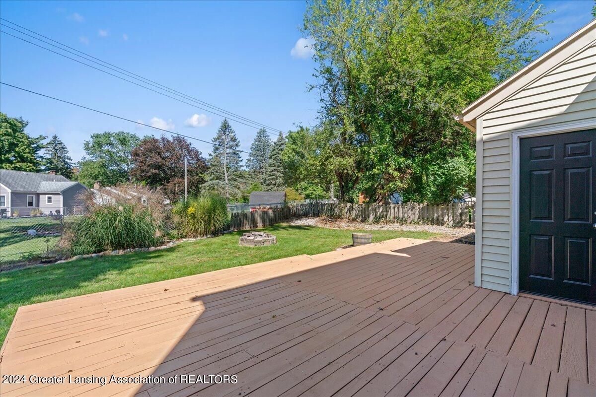 2328 E Libbie Drive