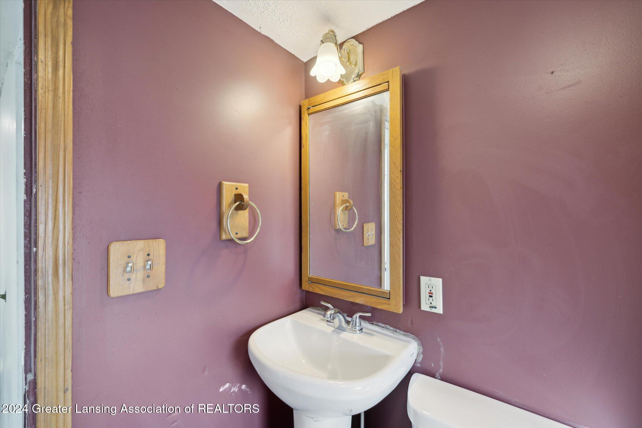 607 W Park Street, St. Johns