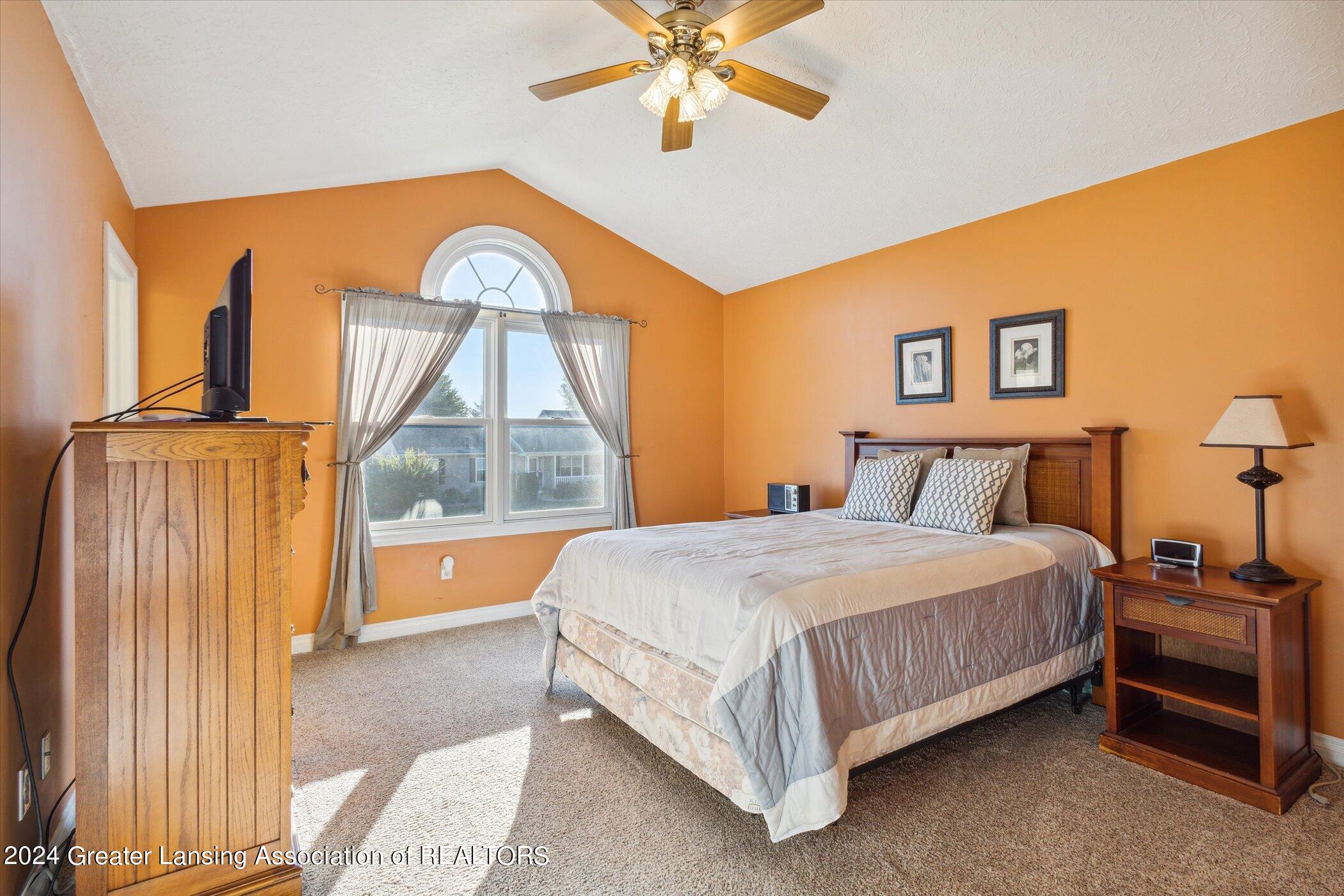 1845 Parakeet Lane