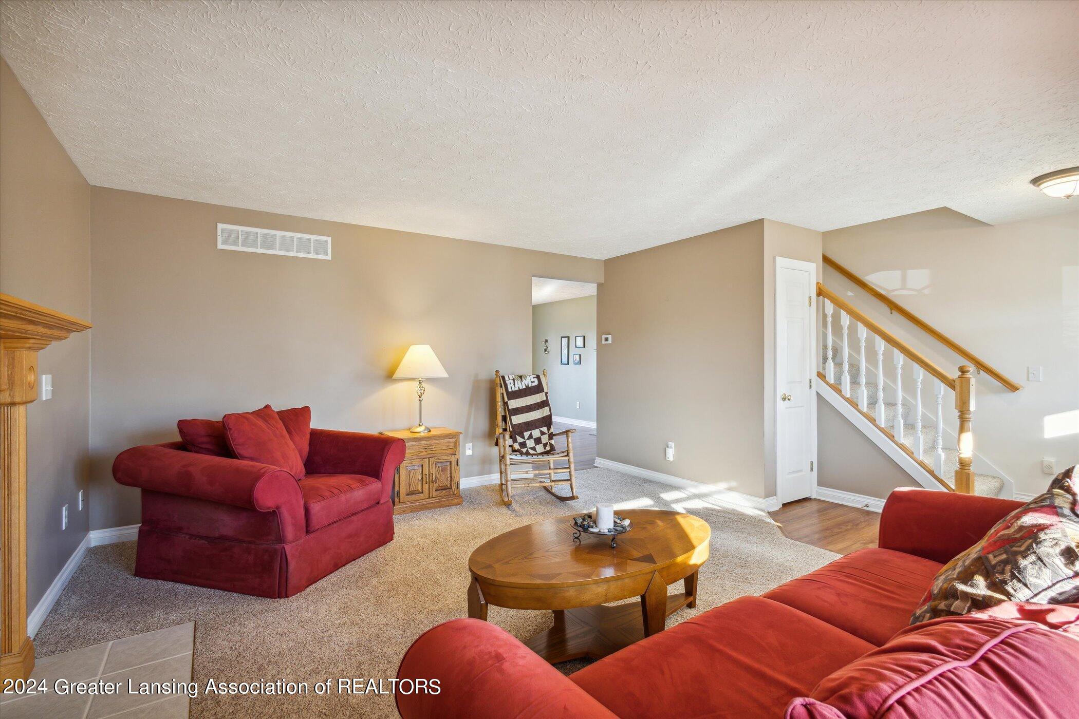 1845 Parakeet Lane