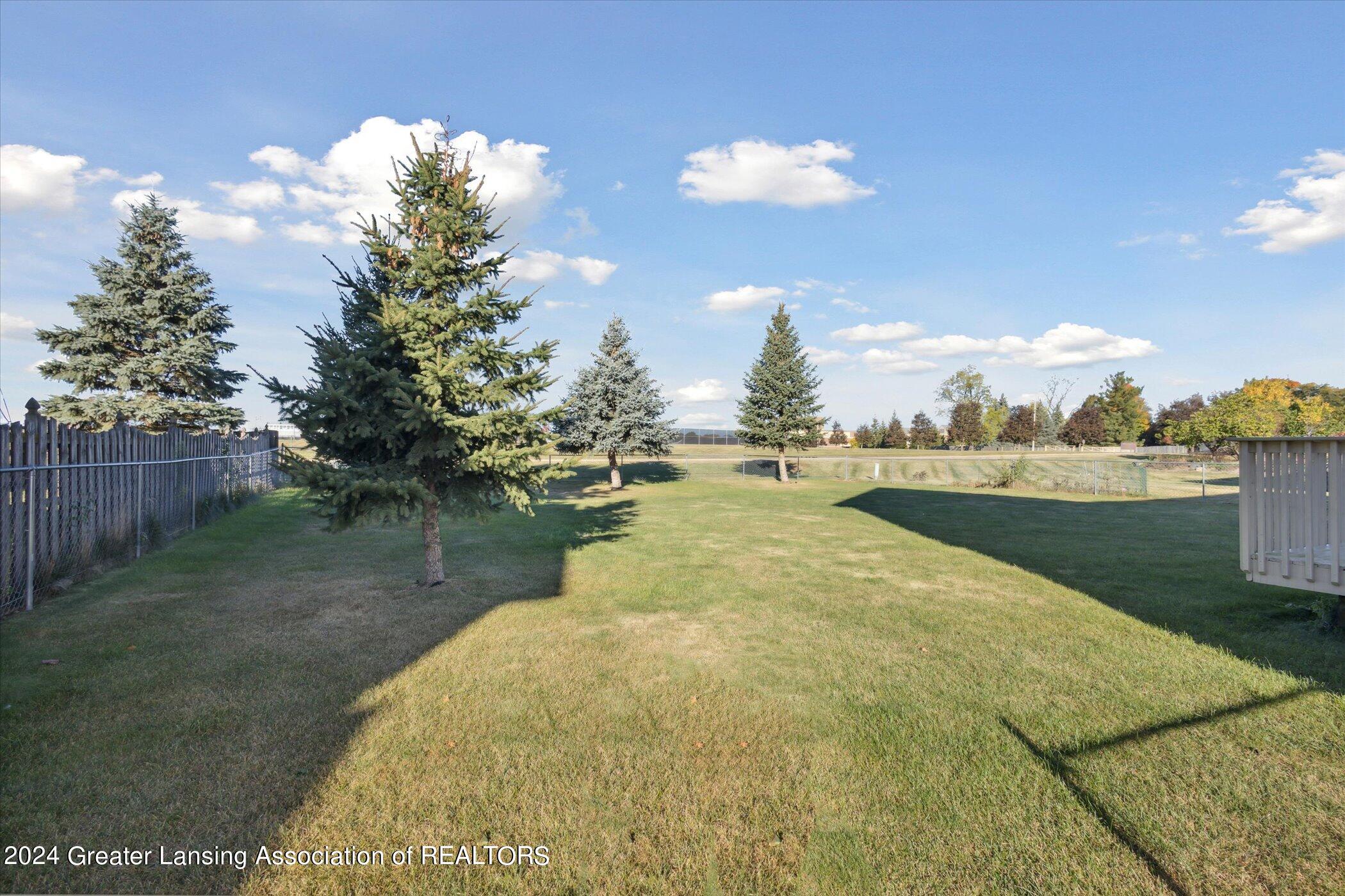 1845 Parakeet Lane