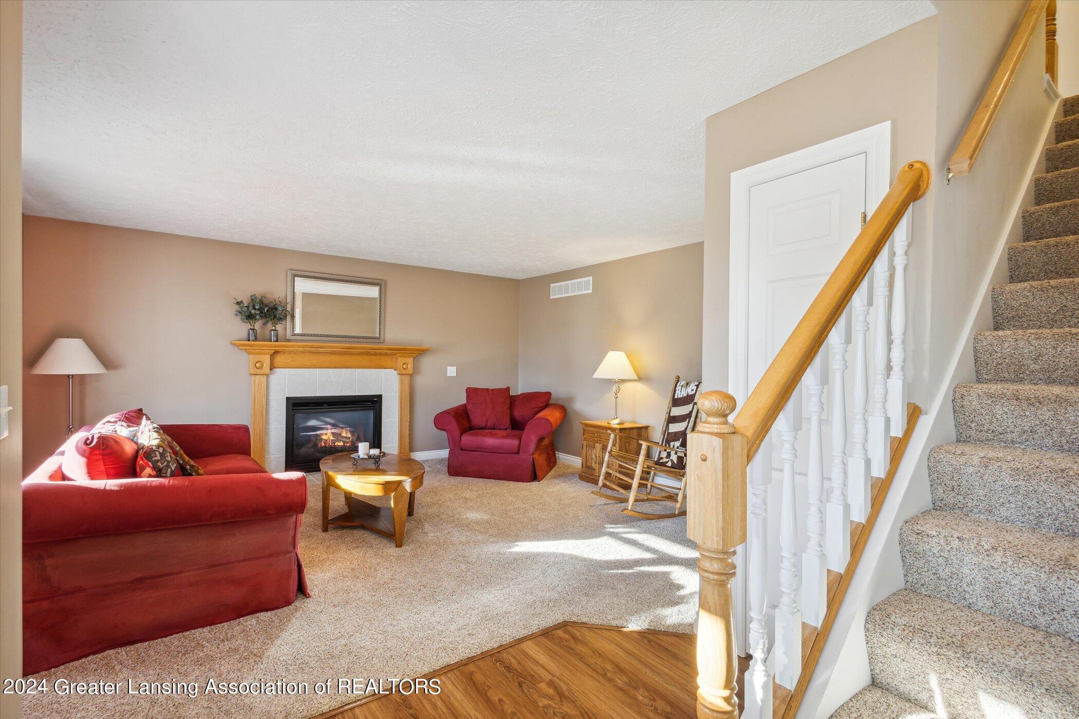 1845 Parakeet Lane