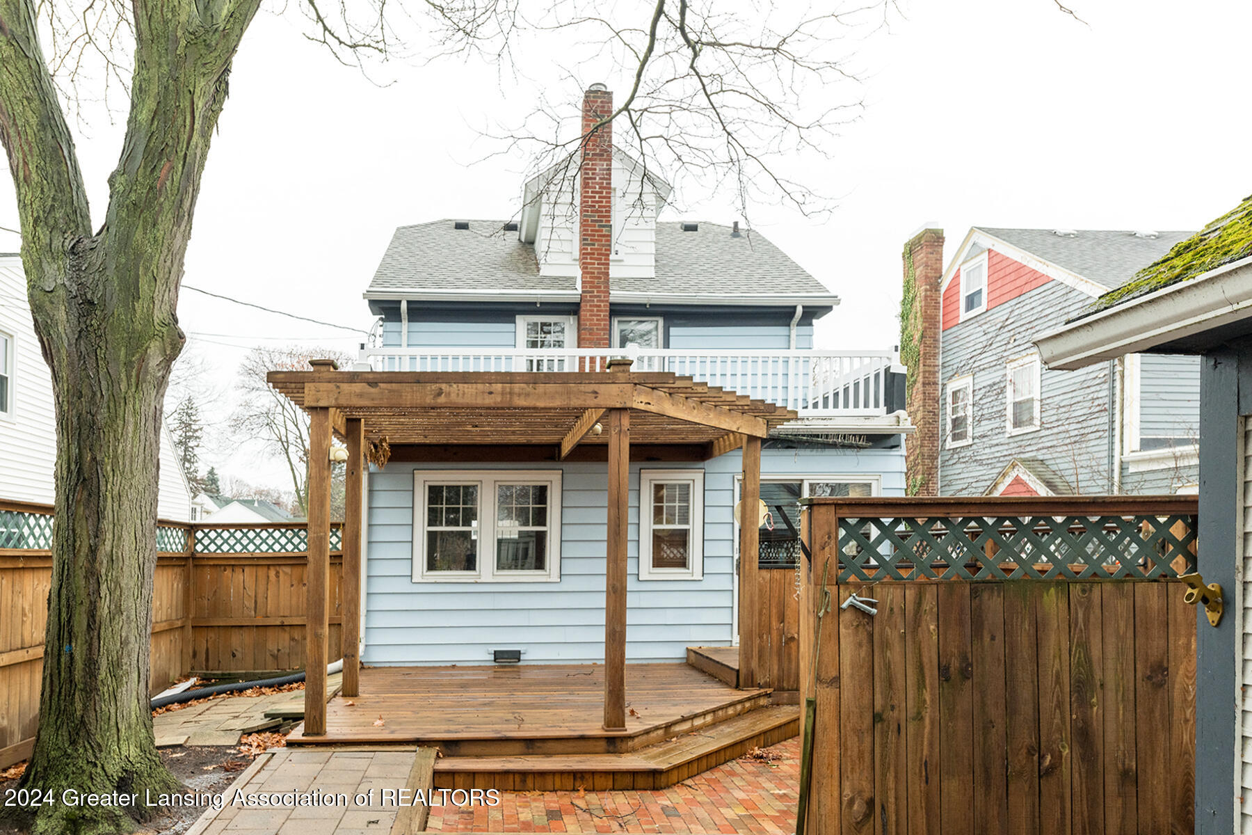 607 Division Street