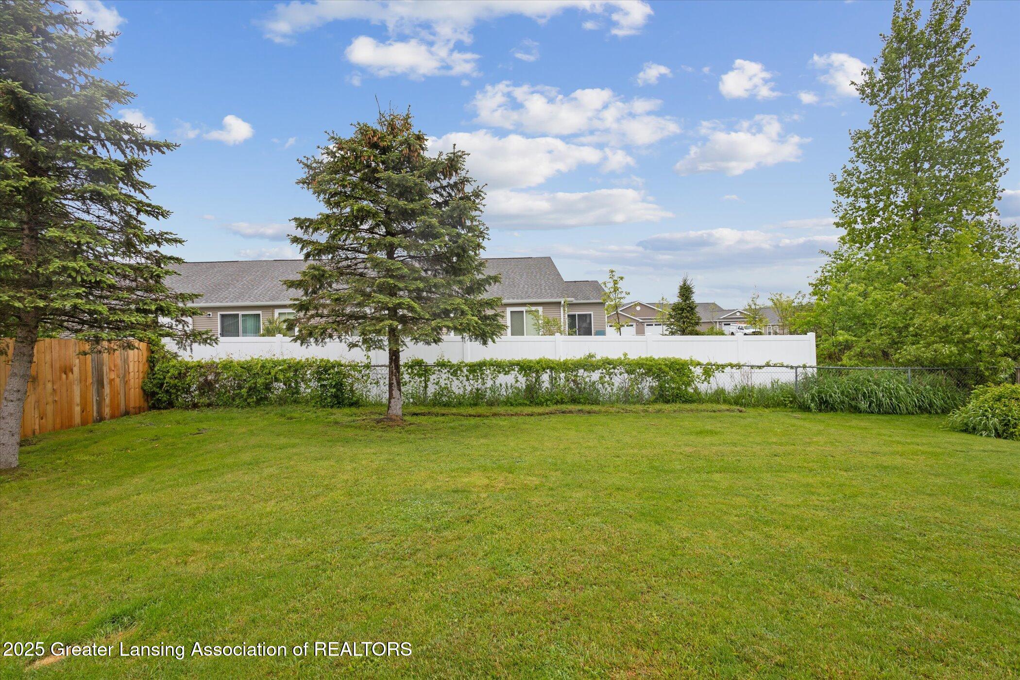 1548 Holbrook Drive