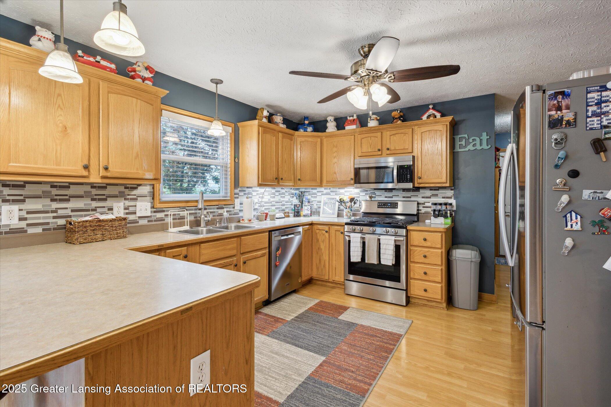 1548 Holbrook Drive