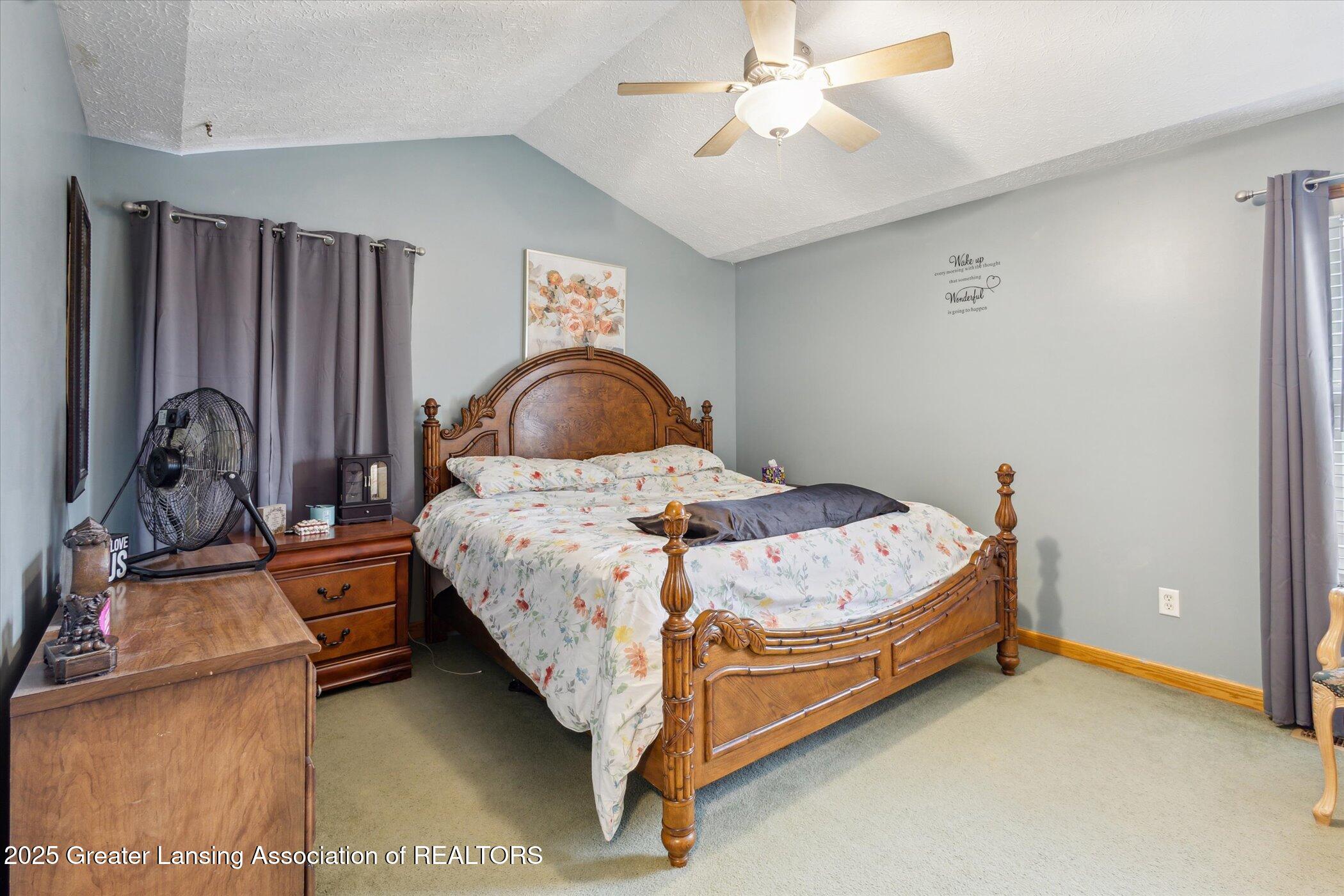 1548 Holbrook Drive