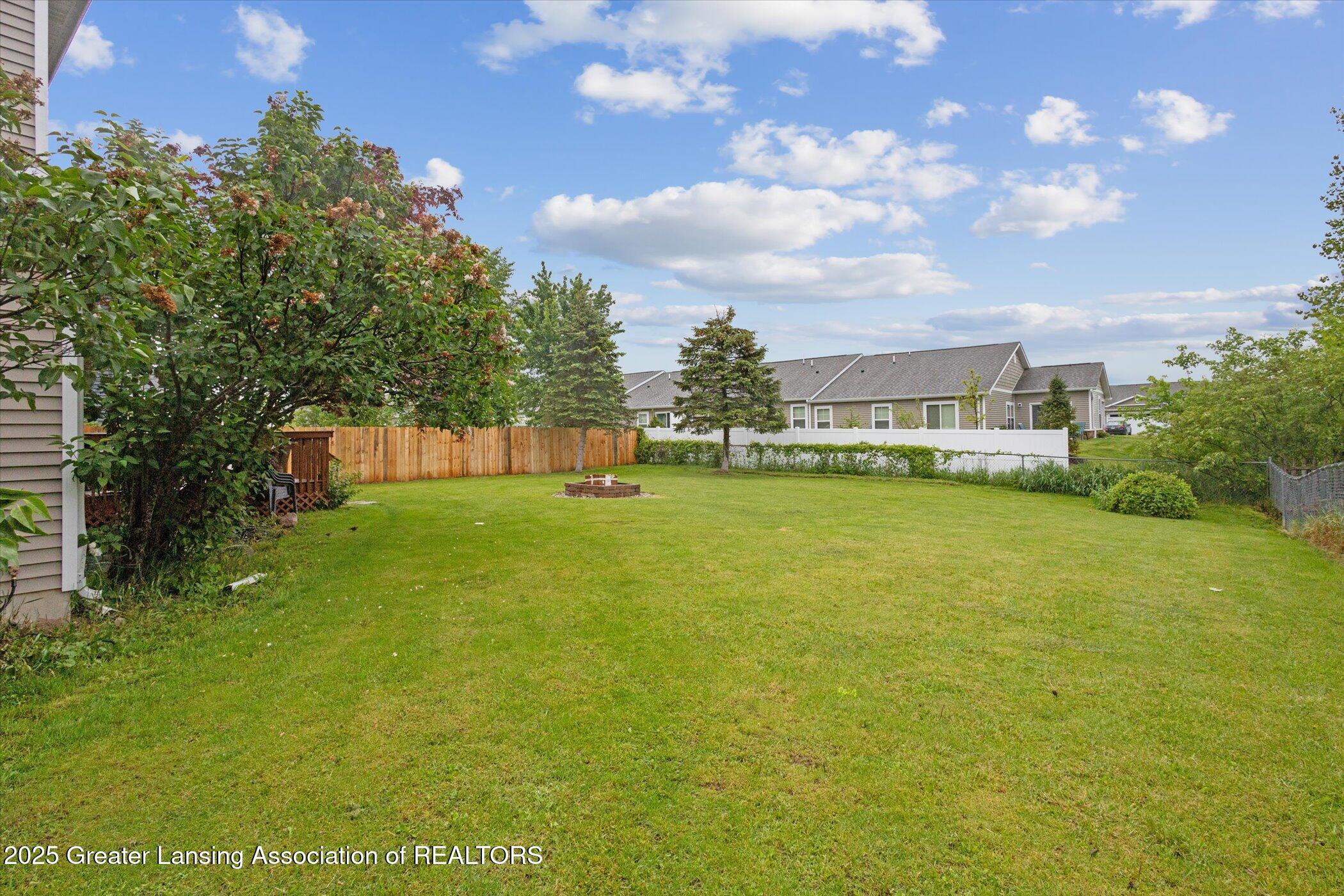 1548 Holbrook Drive