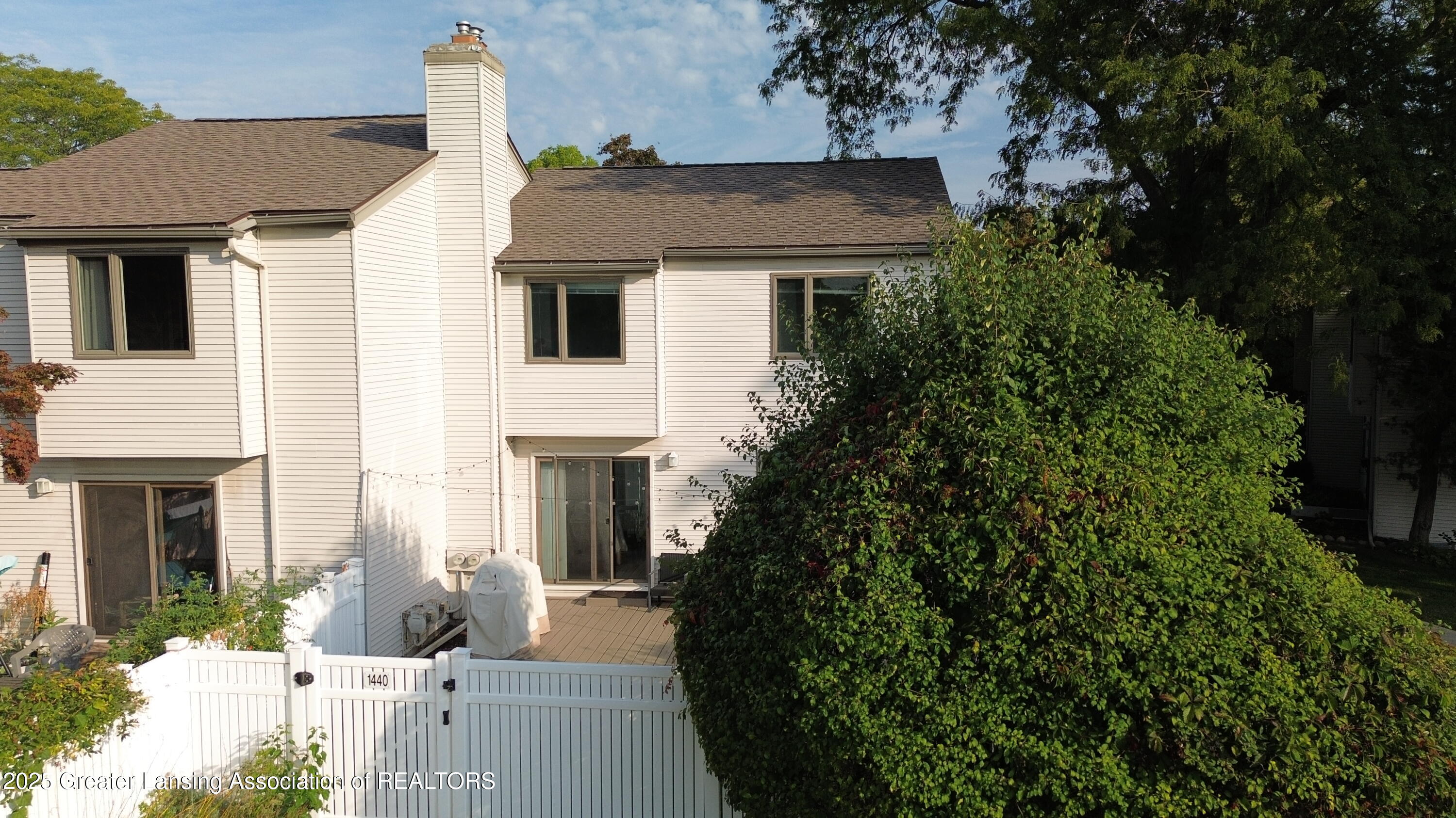 1440 Roxburgh Avenue