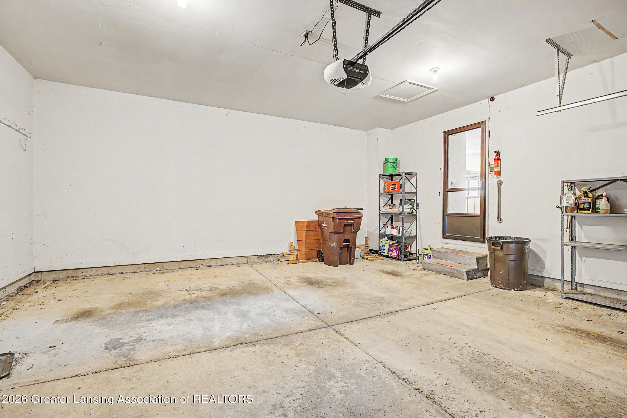 4485 Comanche Drive